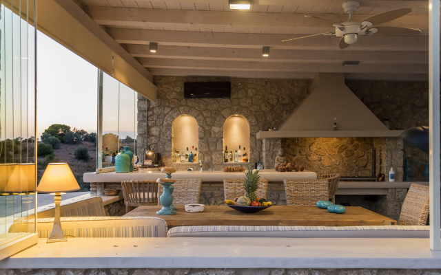 Porto Cheli Studio - Poolside Lux Getaway