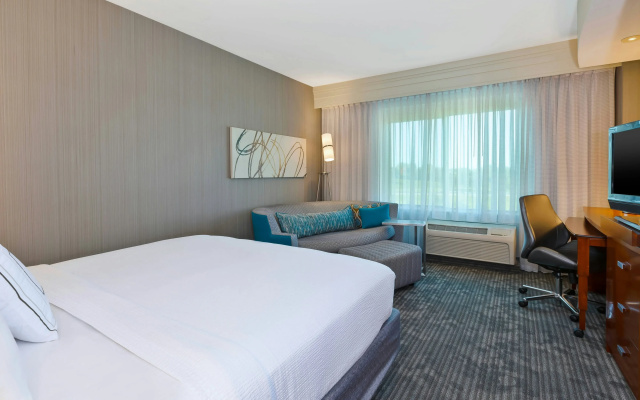Courtyard by Marriott Omaha La Vista