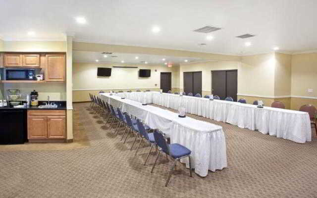 Quality Inn & Suites Tucson