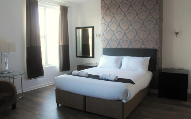 Park Hotel & Apartments
