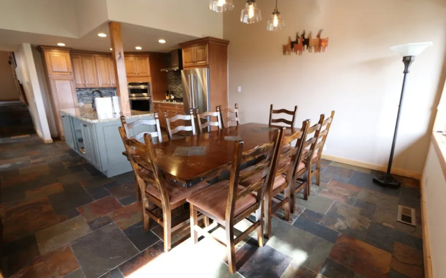 Bridges Townhome #15 Condo