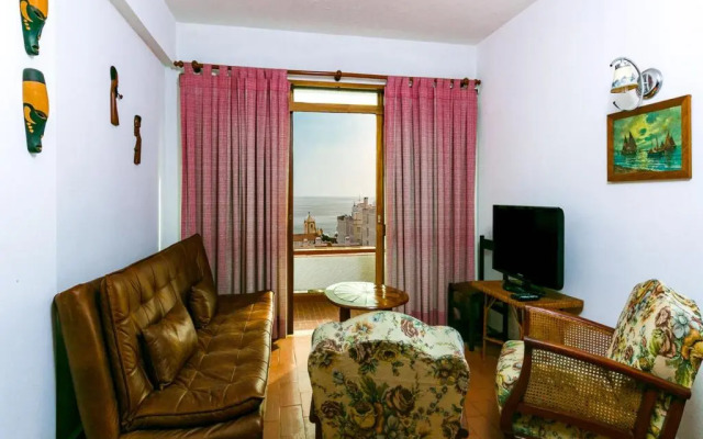 A06 - Seaview 1 Bed Apartment