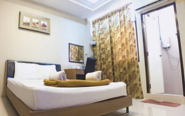 Avana Express Resort