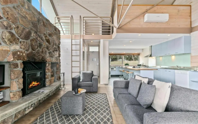 Silvertop Apartment