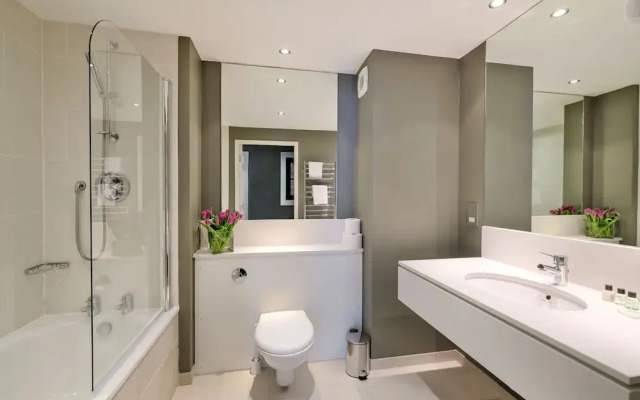 Executive three Bedroom Apartment in Aberdeens West End