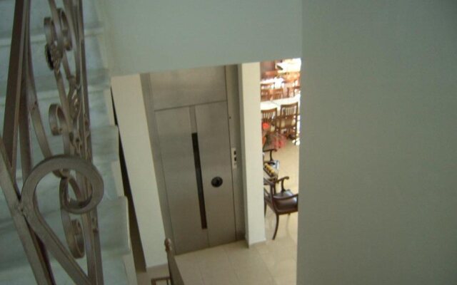 Hotel Metropole