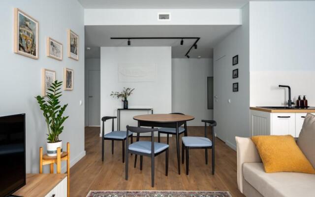 APARTURA (АПАРТУРА) на проспекте Аптекарский 18