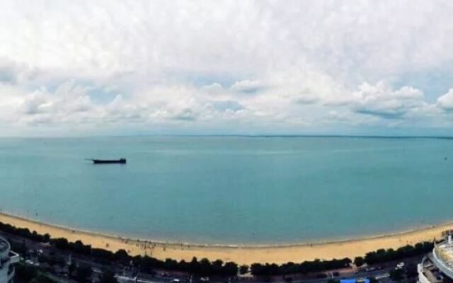 Q+ · Beihai Beibu Bay No.1 Yijia Online Serviced Apartment