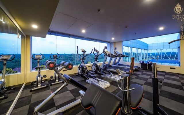 Kpm Tripenta Hotel
