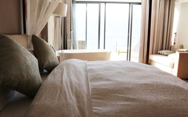 Bonum Lakeside Boutique Hotel