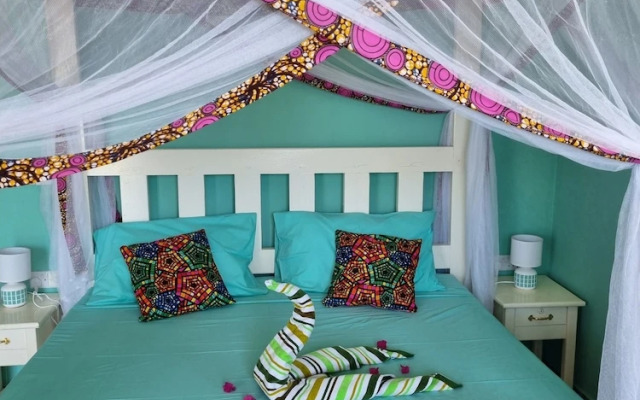 Pineapple House