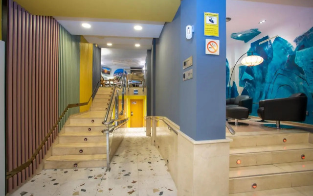 Casual Colours Barcelona Hotel