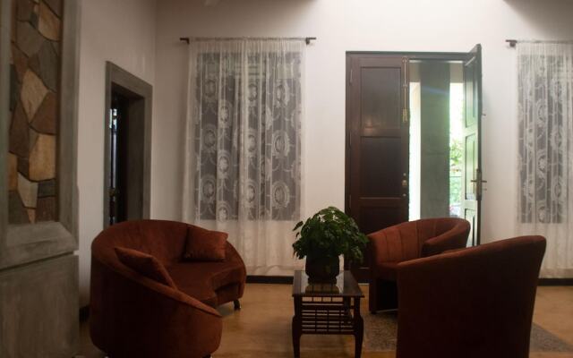 Galle Large Serviced Villa Near Beaches & Fort