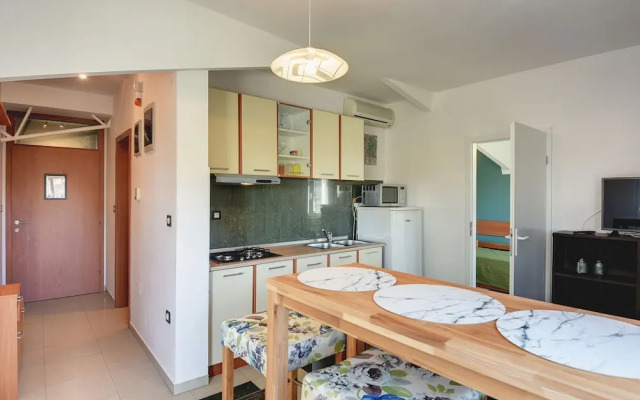 Nice Apartment in Pula With Swimming Pool