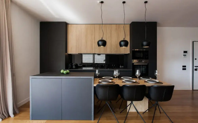 2 Level Beachfront Luxury Apt. by the Olon