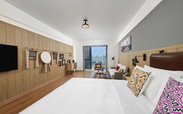 Moxy Nanjing Jiangning