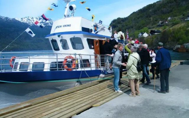 Åkrafjordtunet Fjord culture center