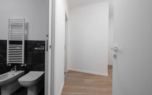 Carducci Modern Apartment 3 by Wonderful Italy