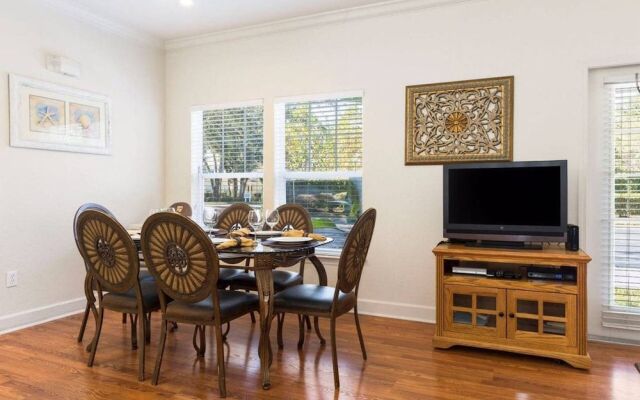 Lucaya Village - 3040 Polynesian Isle Blvd