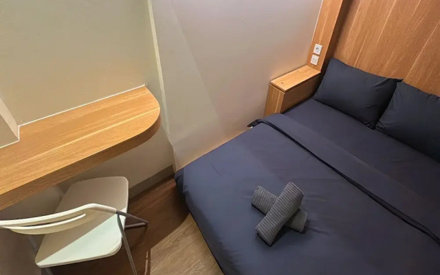 Althia Capsule Quarters