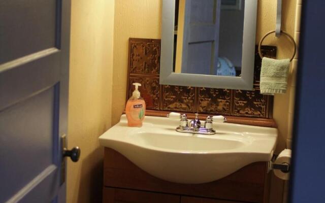Historic Smith Hotel B&B