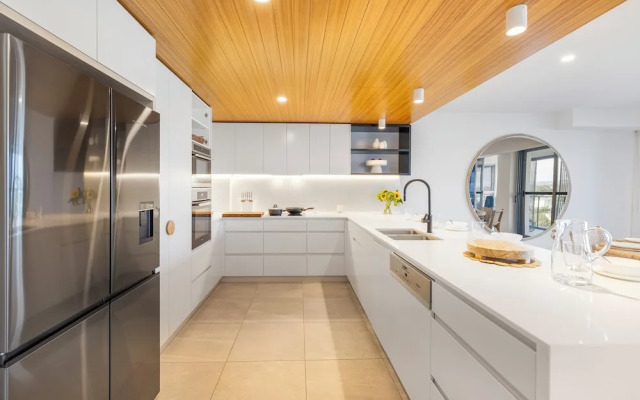 Luxury Coastal Living - Beach Life