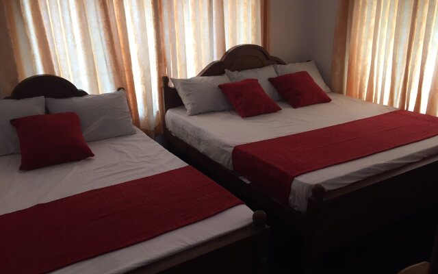 Yaarl Holiday Inn
