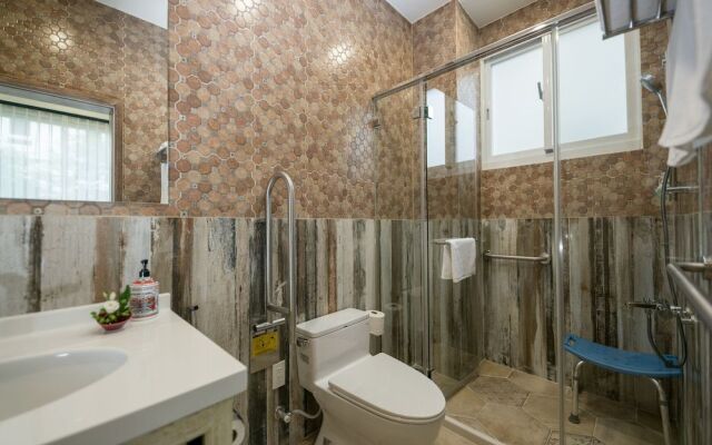 R&J GuestHouse