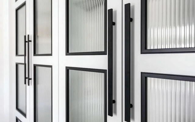 Modern Chelsea Apartment