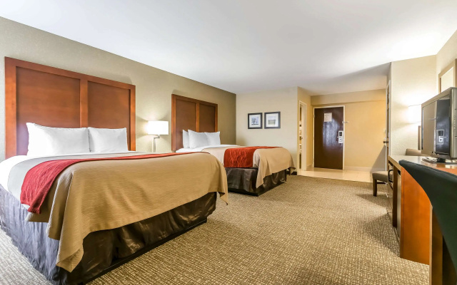 Comfort Inn & Suites Lexington - Hamburg I-75