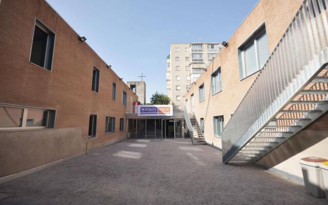 Scout Madrid Hostel