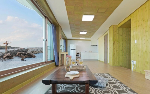 Gyeongju Marimo Pension