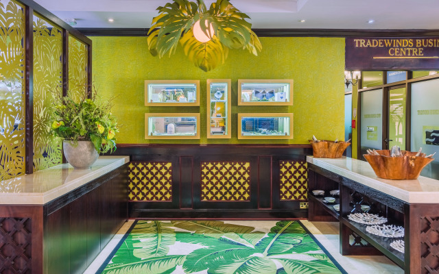 Sea Cliff Hotel