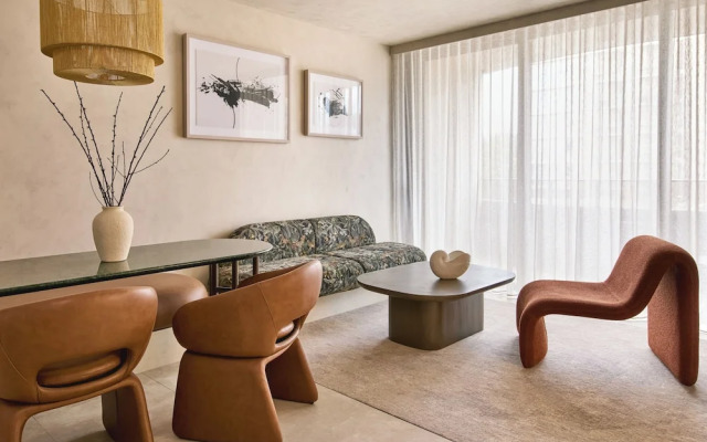Mondrian Gold Coast