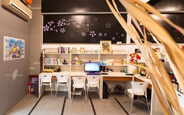 18 Boutique private clubhouse