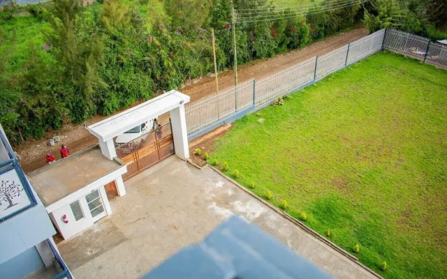 Lux Suites Nanyuki Business Apartment