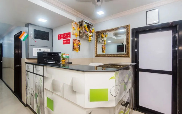 Hotel Elegant by OYO