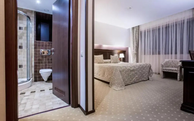 Alpin Resort Hotel - Apartament 2403; 2404