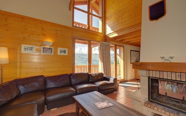Spacious Chalet in Vallandry With Terrace