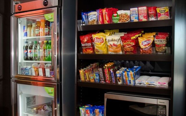 Courtyard Wichita East