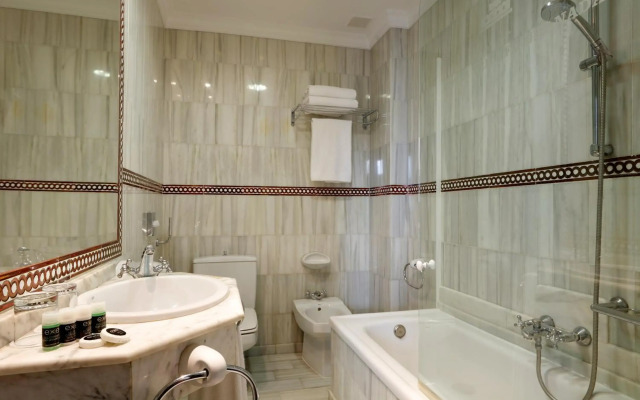 Hotel EXE Triunfo