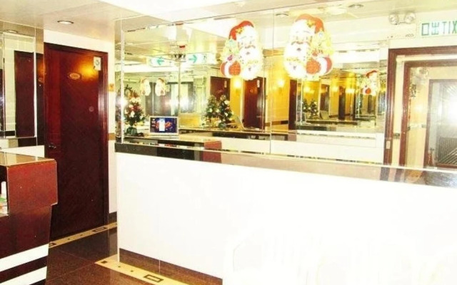 New Las Vegas Guest House 5F