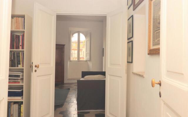 Enchanting 2BR Apt Near Pantheon Vatican