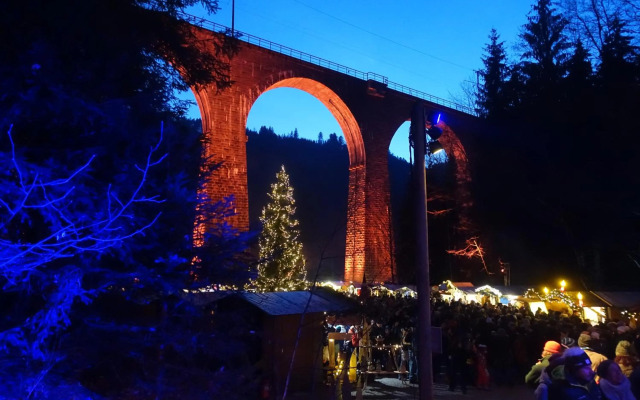 Hollhouse - Bed & Breakfast