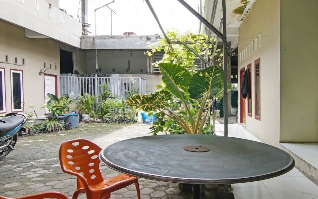 SPOT ON 92498 Fanni Homestay