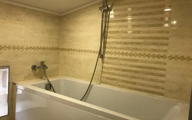 Romantic Lux Vivaldi Suite Svobode avenue 39