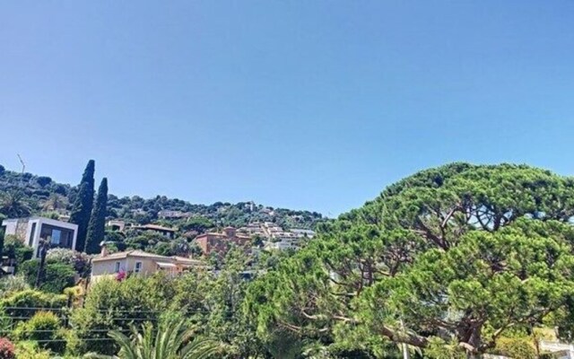 T3 Les Palmiers parking vue mer plage