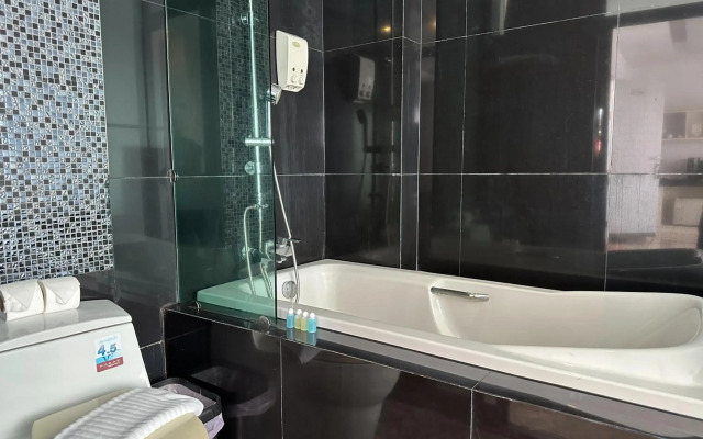 PJ Patong Resortel
