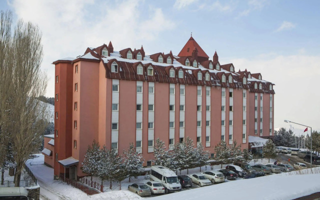 Palan Hotel