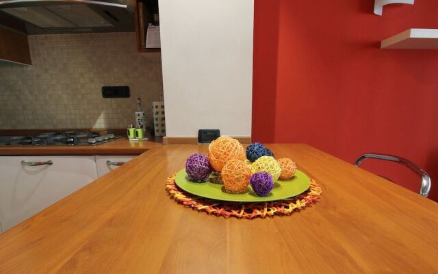 Mi-sant3at - Piazza Santa Maria Alla Fontana 3